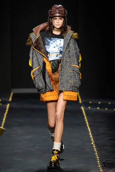 Look 6